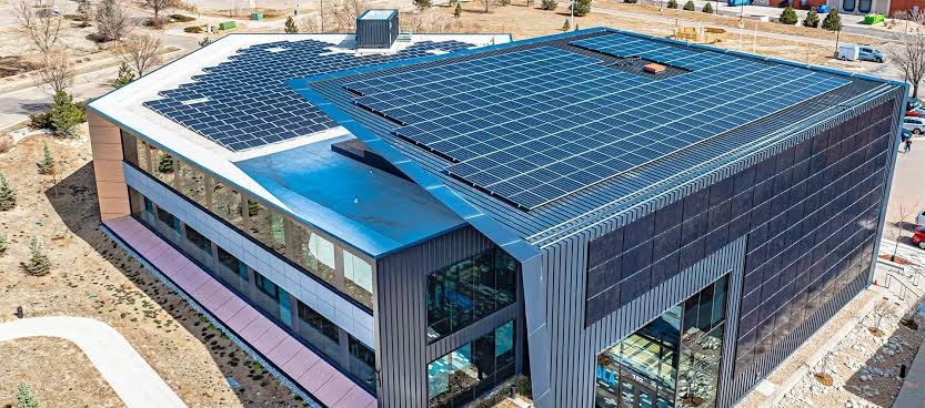 Commercial Solar solar solution illustration